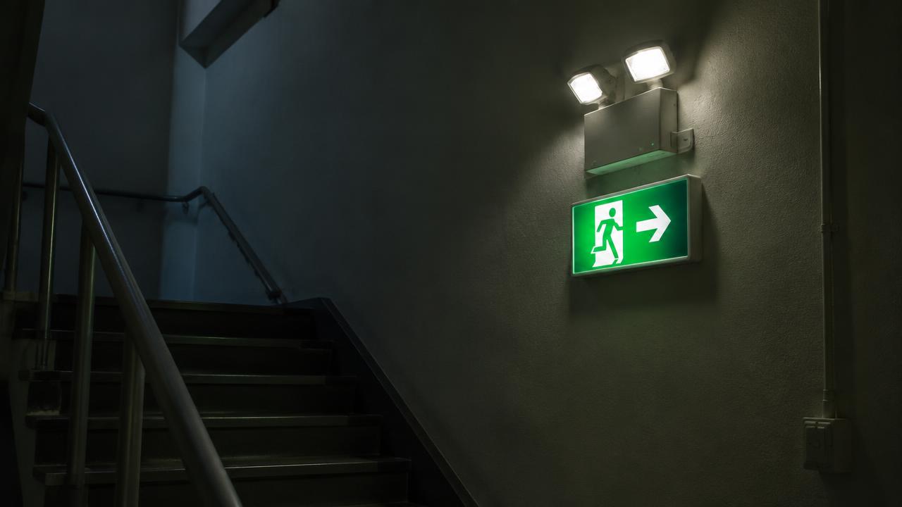 Emergency lighting: the test schedule most sites forget
